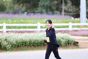 BIB: 
                            <button type="button" onclick="openModal(27857338)" class="btn btn-primary btn-sm float-right btn-popup" data-toggle="modal" data-target=".modal-high-quality">
                        <i class="fas fa-shopping-cart"></i> Add to Cart
                    </button>
                                            <button type="button" onclick="isThisMe(27857338, true)" class="btn btn-success btn-sm float-right btn-popup btn-isme hidden" data-toggle="tooltip" data-placement="bottom" title="นี่คือรูปของคุณใช่ไหม คลิกที่นี่เพื่อเอาเข้าอัลบั้ม">
                        <i class="fas fa-plus"></i> Add to album
                    </button>
                    <button type="button" onclick="isThisMe(27857338, false)" class="btn btn-warning btn-sm float-right btn-popup btn-isnotme hidden">
                        <i class="fas fa-ban"></i> Remove from album
                    </button>